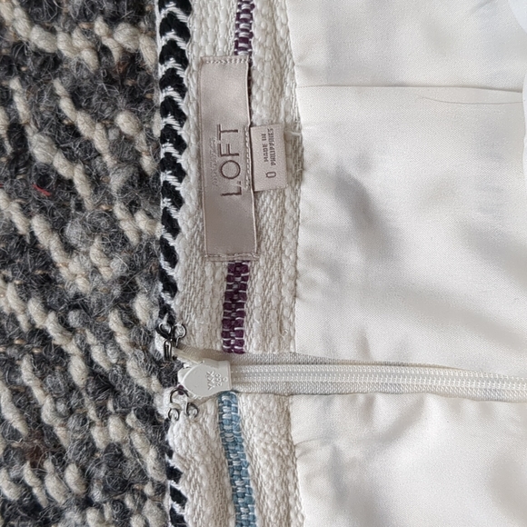 Loft Petite knitted faux wrap skirt, white and multi stripe size 0P - Picture 2 of 4